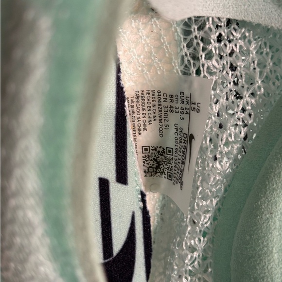 Nike Air Zoom Victory Track Spikes-Size 15 US-Mint Green- no spikes included - Picture 6 of 16